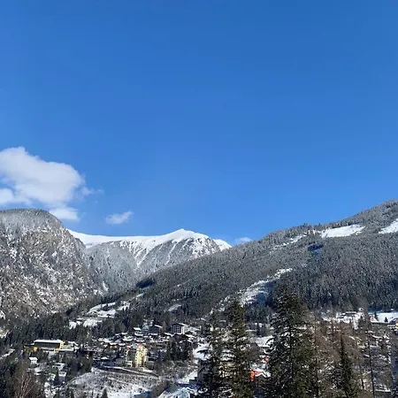 Nefer, Haus 酒店 巴德加斯坦